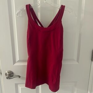 Lululemon tank 6